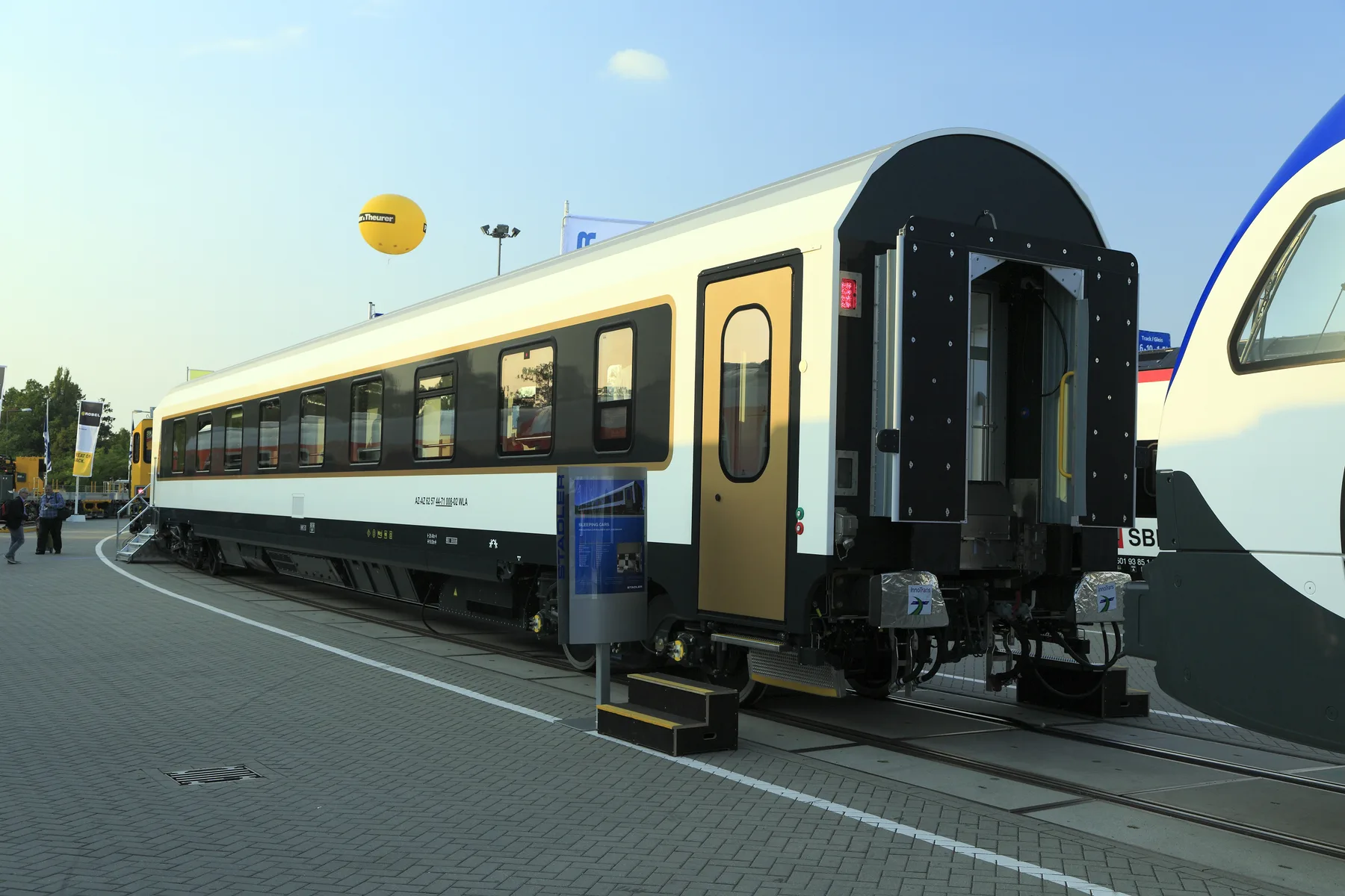 Stadler sleeper carriage designed for Azerbaijan